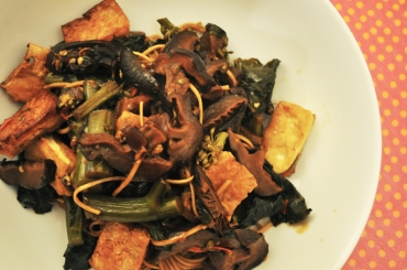 Tofu, broccoli, mushroom noodles